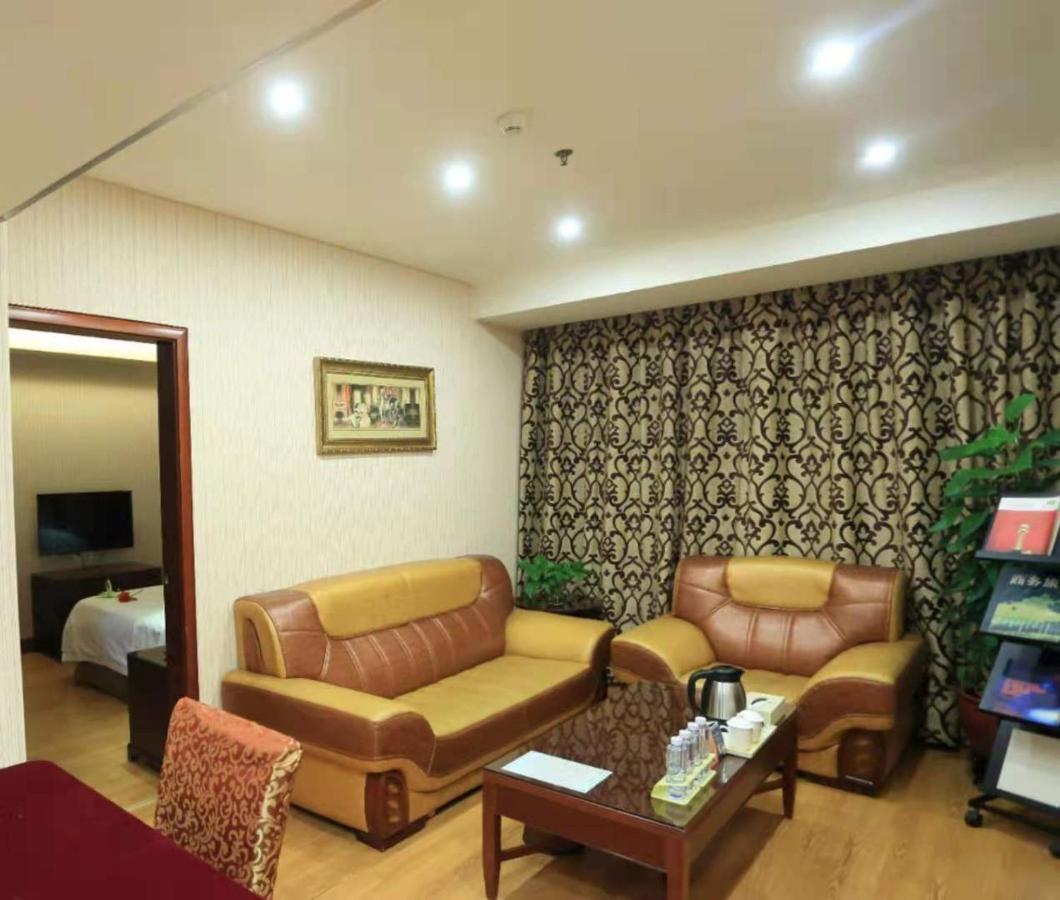 Vienna Hotel In Pinghu Square Shenzhen Dış mekan fotoğraf