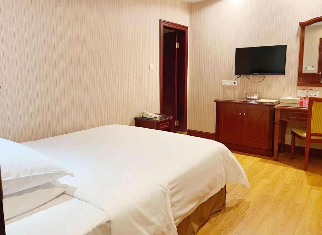 Vienna Hotel In Pinghu Square Shenzhen Dış mekan fotoğraf